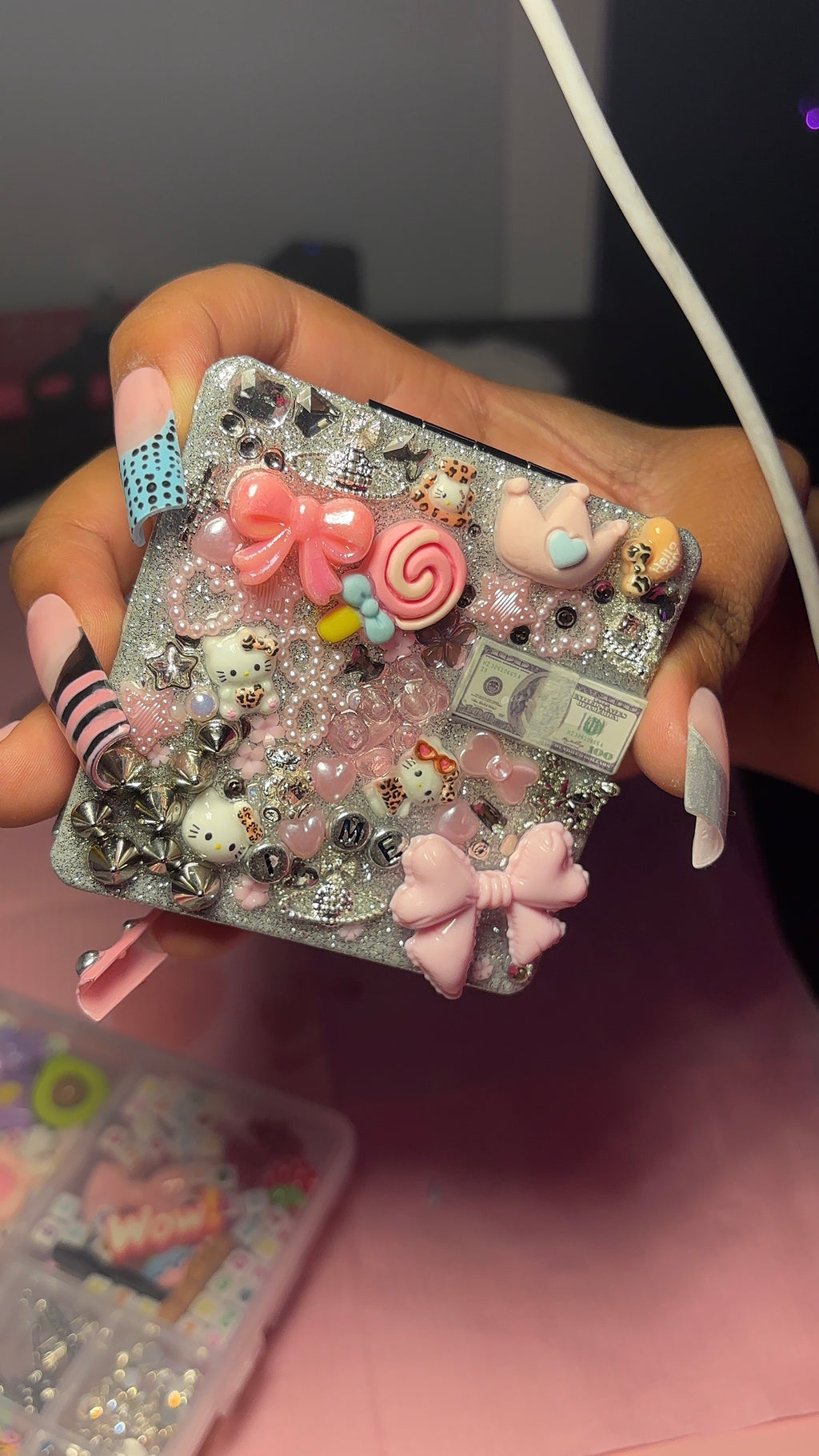 junk compact mirror